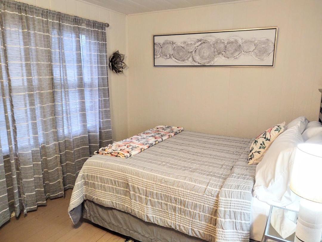 הוט ספרינגס Edgewater Resort Cottage #1 מראה חיצוני תמונה
